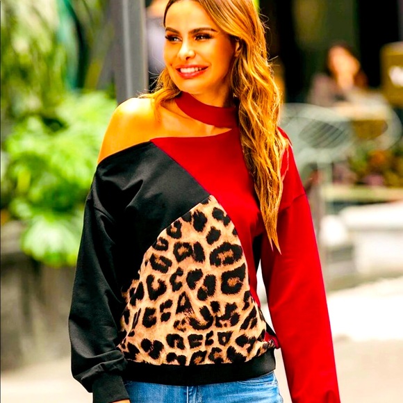 Spicy❤️Burgundy cut-out top; soft+ warm-perfect! - Picture 2 of 4